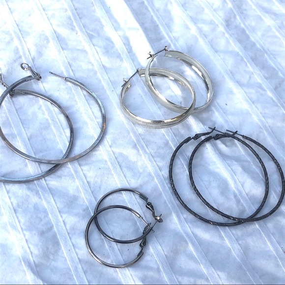 🌻 Lot Of 4 Hoop Earrings - Picture 3 of 3